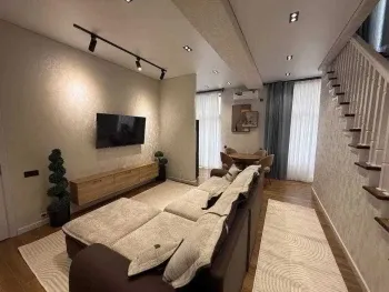100 м², 2-комн. квартира, 11/12-0