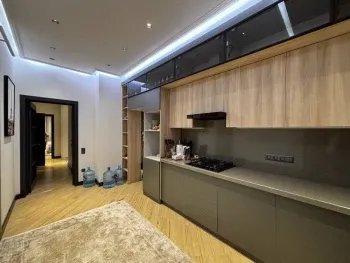 90 м², 3-комн. квартира, 4/8-2