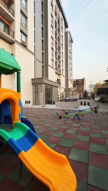 92 м², 3-комн. квартира, 3/9-3