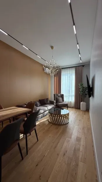 77 м², 3-комн. квартира, 8/9-1