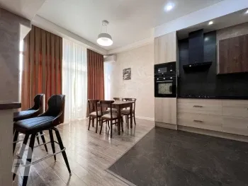 138 м², 3-комн. квартира, 5/6-1