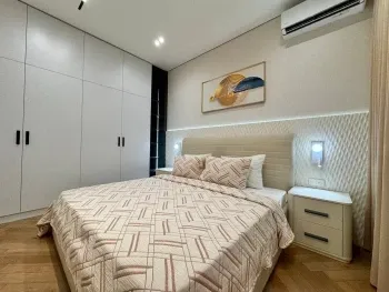82 м², 4-комн. квартира, 2/8-1