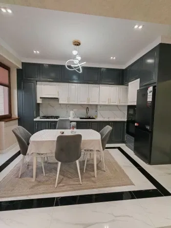 150 м², 4-комн. квартира, 8/9-3