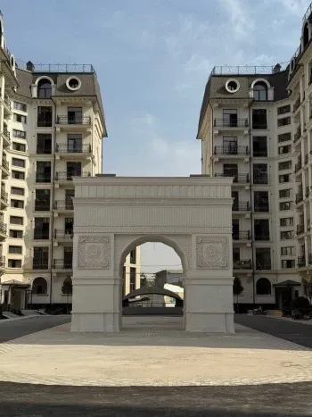 104 м², 3-комн. квартира, 1/8-1