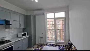 75 м², 3-комн. квартира, 8/9-0