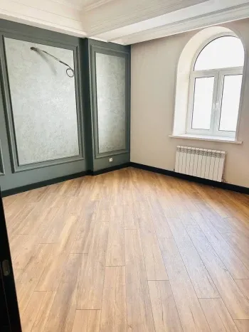 185 м², 5-комн. квартира, 6/7-3