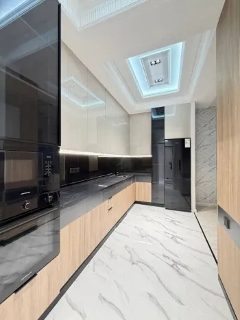 115 м², 4-комн. квартира, 2/10-2