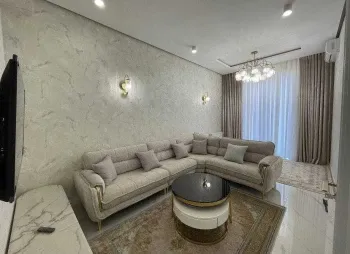 70 м², 2-комн. квартира, 4/8-0