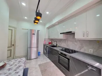 93 м², 4-комн. квартира, 4/10-0