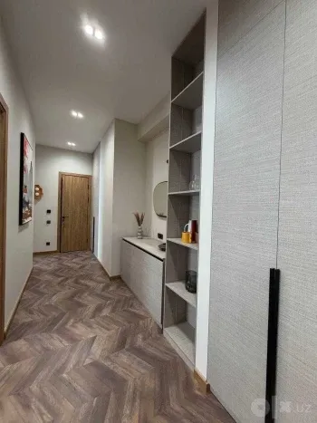 67 м², 3-комн. квартира, 7/10-3