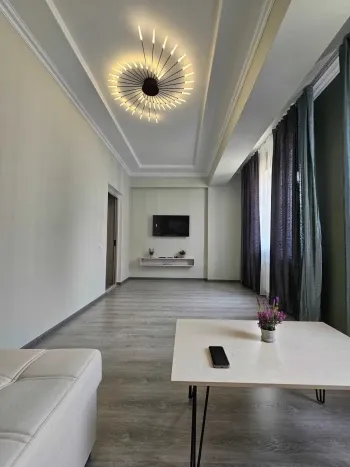 70 м², 3-комн. квартира, 8/9-1