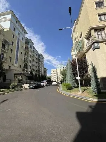 79 м², 2-комн. квартира, 7/7-1