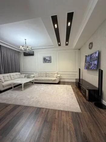 105 м², 3-комн. квартира, 2/6-1