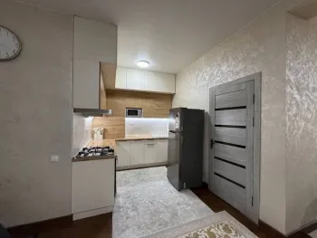 72 м², 2-комн. квартира, 8/9-0