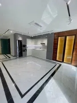 70 м², 3-комн. квартира, 4/10-0