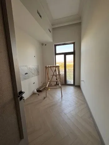 284 м², 4-комн. квартира, 7/7-2