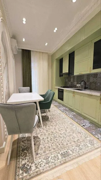 116 м², 4-комн. квартира, 4/7-1