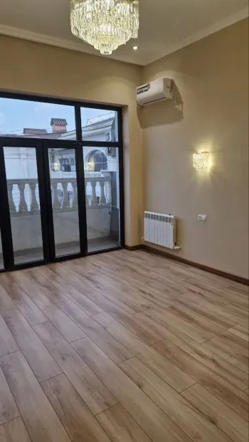200 м², 5-комн. квартира, 9/10-3
