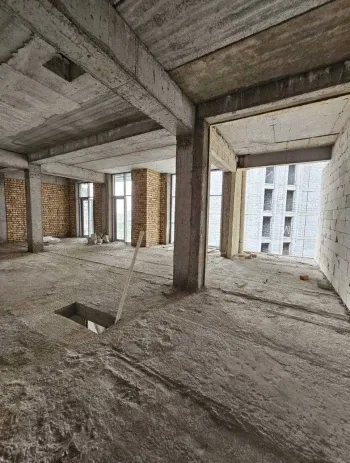 100 м², 4-комн. квартира, 7/7-3