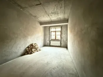 214 м², многокомнатная квартира, 1/8-3
