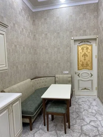 155 м², 4-комн. квартира, 2/8-2