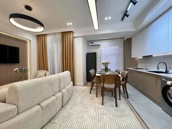 140 м², 5-комн. квартира, 6/8-2