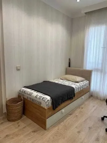 100 м², 5-комн. квартира, 8/13-3