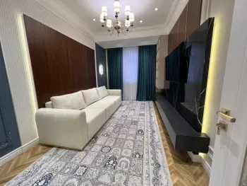 170 м², 5-комн. квартира, 1/9-2