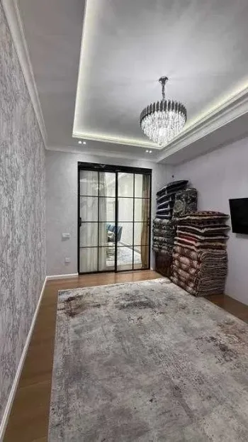 83 м², 3-комн. квартира, 3/7-2