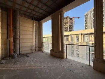 111 м², 3-комн. квартира, 8/8-1