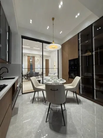 83 m², 3-xonali kvartira, 8/10-3