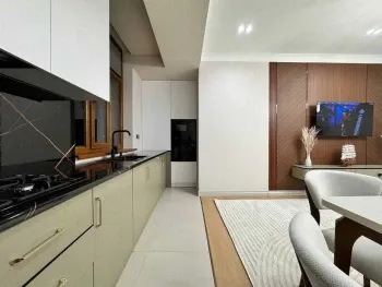 100 м², 4-комн. квартира, 4/10-2