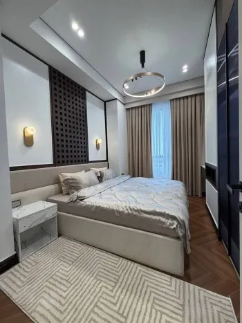 175 м², 5-комн. квартира, 4/14-3