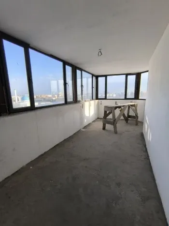 230 м², многокомнатная квартира, 8/8-2