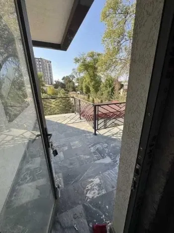 91 м², 3-комн. квартира, 2/10-2