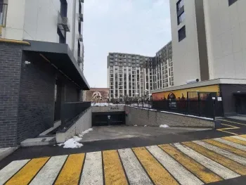 98 m², 4-xonali kvartira, 12/12-0