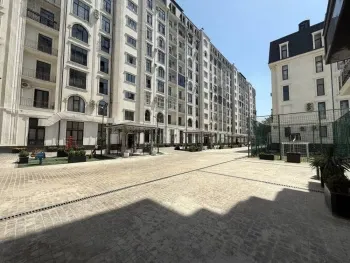 200 м², 5-комн. квартира, 7/7-3