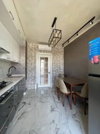 102 м², 3-комн. квартира, 8/8-1