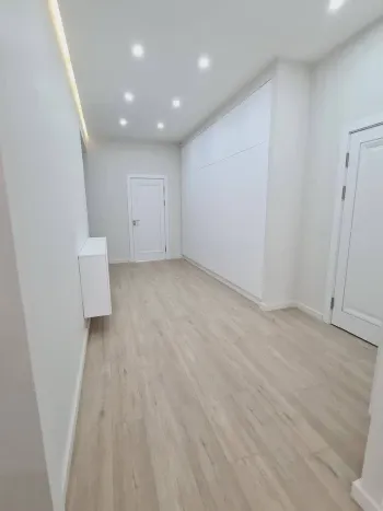 104 м², 3-комн. квартира, 8/9-2