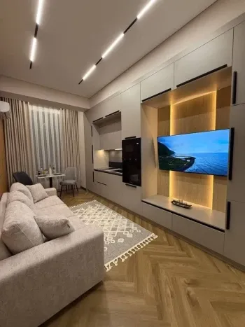 44 м², 2-комн. квартира, 2/10-2
