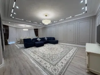 170 м², 3-комн. квартира, 7/10-0