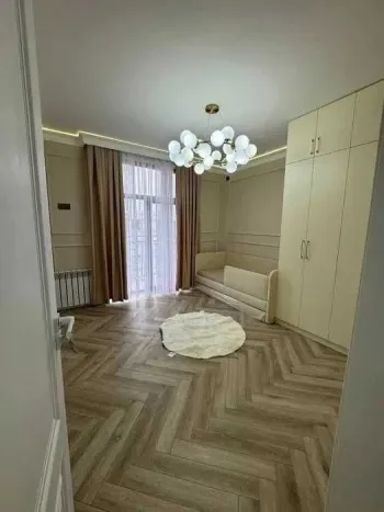 145 m², 5-xonali kvartira, 9/10-2