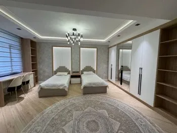 150 м², 4-комн. квартира, 8/8-2