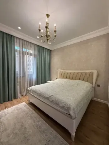 90 м², 3-комн. квартира, 4/8-2