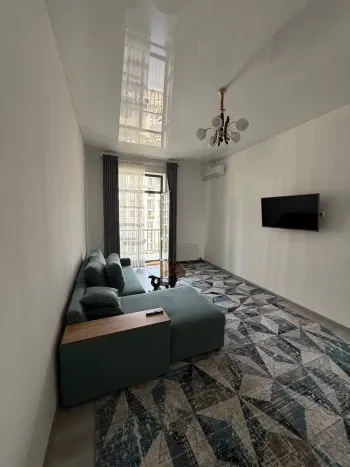 80 м², 2-комн. квартира, 5/9-1