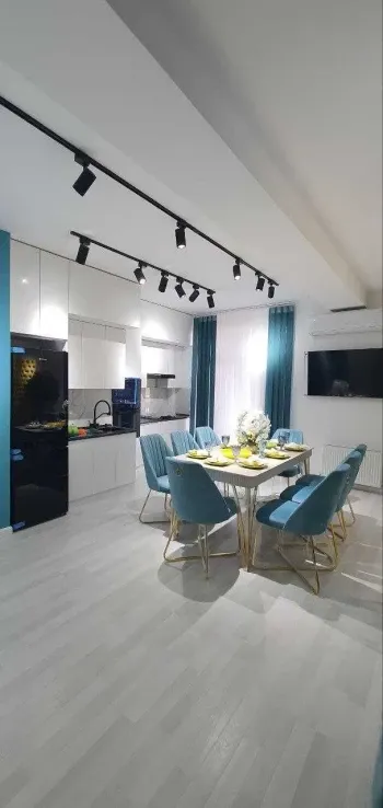 74 м², 3-комн. квартира, 8/12-0