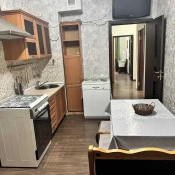 75 м², 3-комн. квартира, 2/8-3