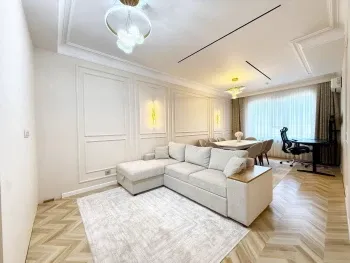 100 м², 3-комн. квартира, 7/12-0