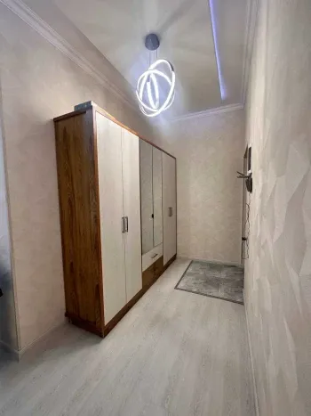 80 м², 3-комн. квартира, 4/6-2