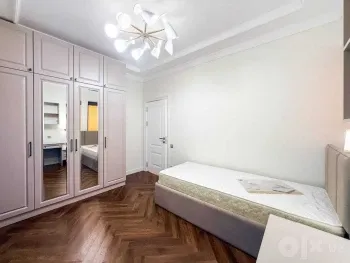 100 м², 4-комн. квартира, 5/9-2